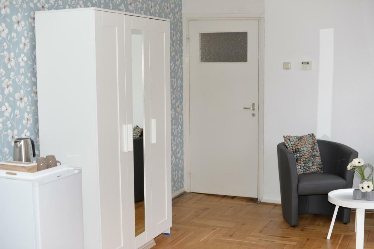 هيلين Bed And Breakfast Loft24 المظهر الخارجي الصورة